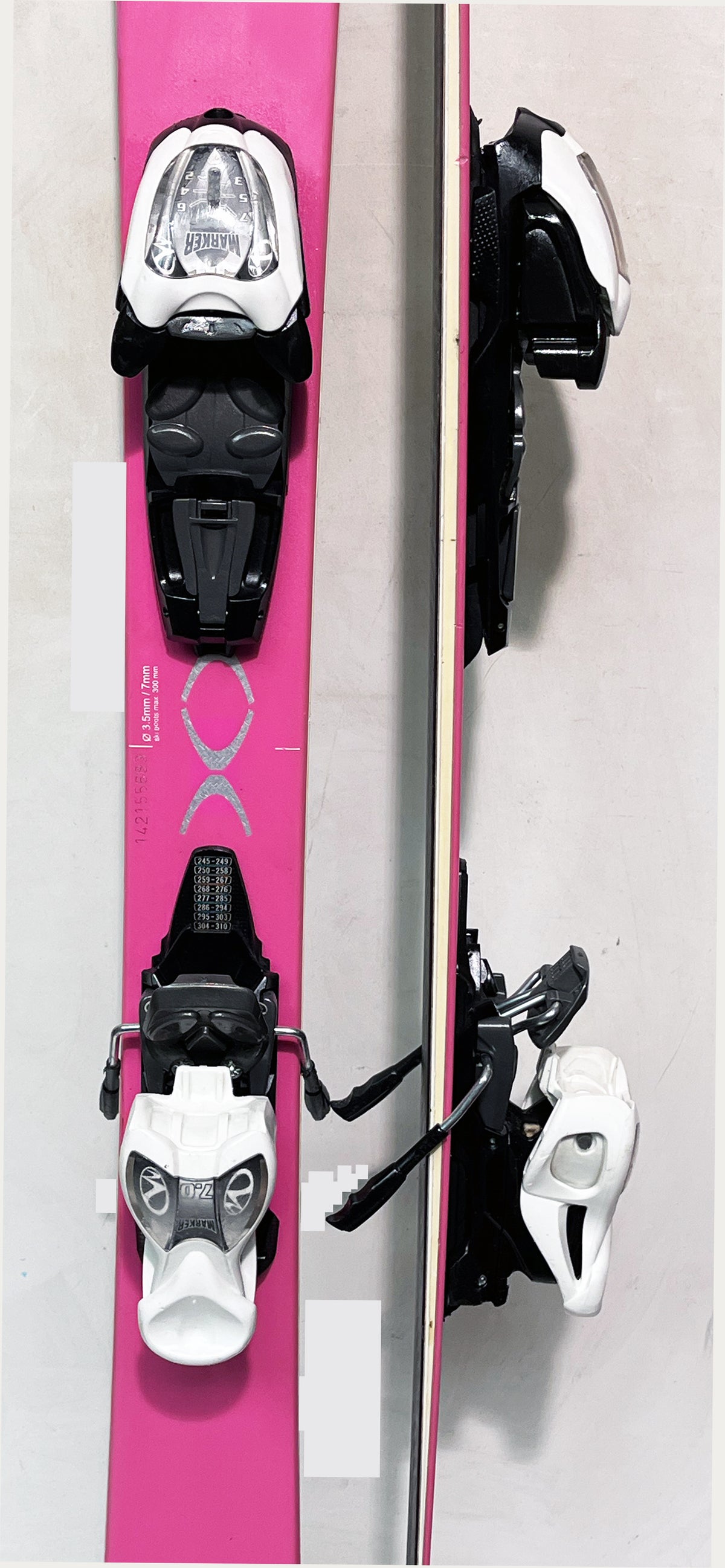 EXONDE „ ONE FORTY TWO“ 142 cm; SWISS Ski