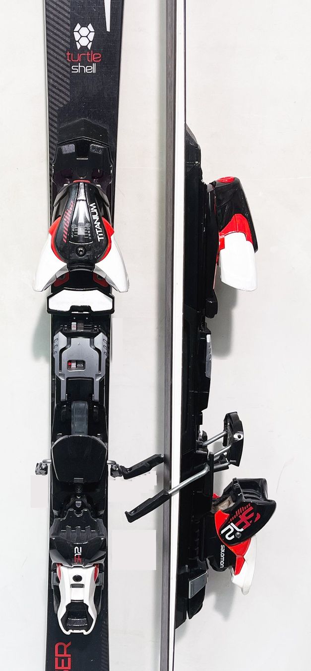 Stöckli LASER CX 149 cm; drehfreudiger Ski mit Platte