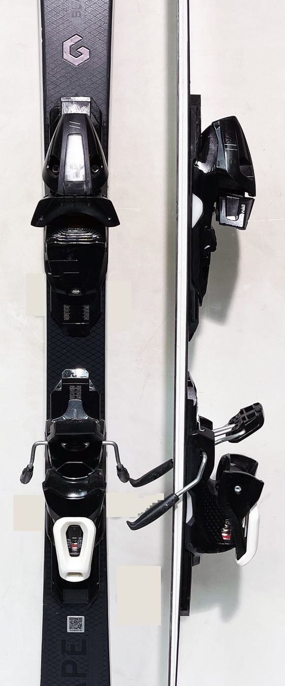 HEAD SHAPE „ BLACK EDITION „ 163 cm