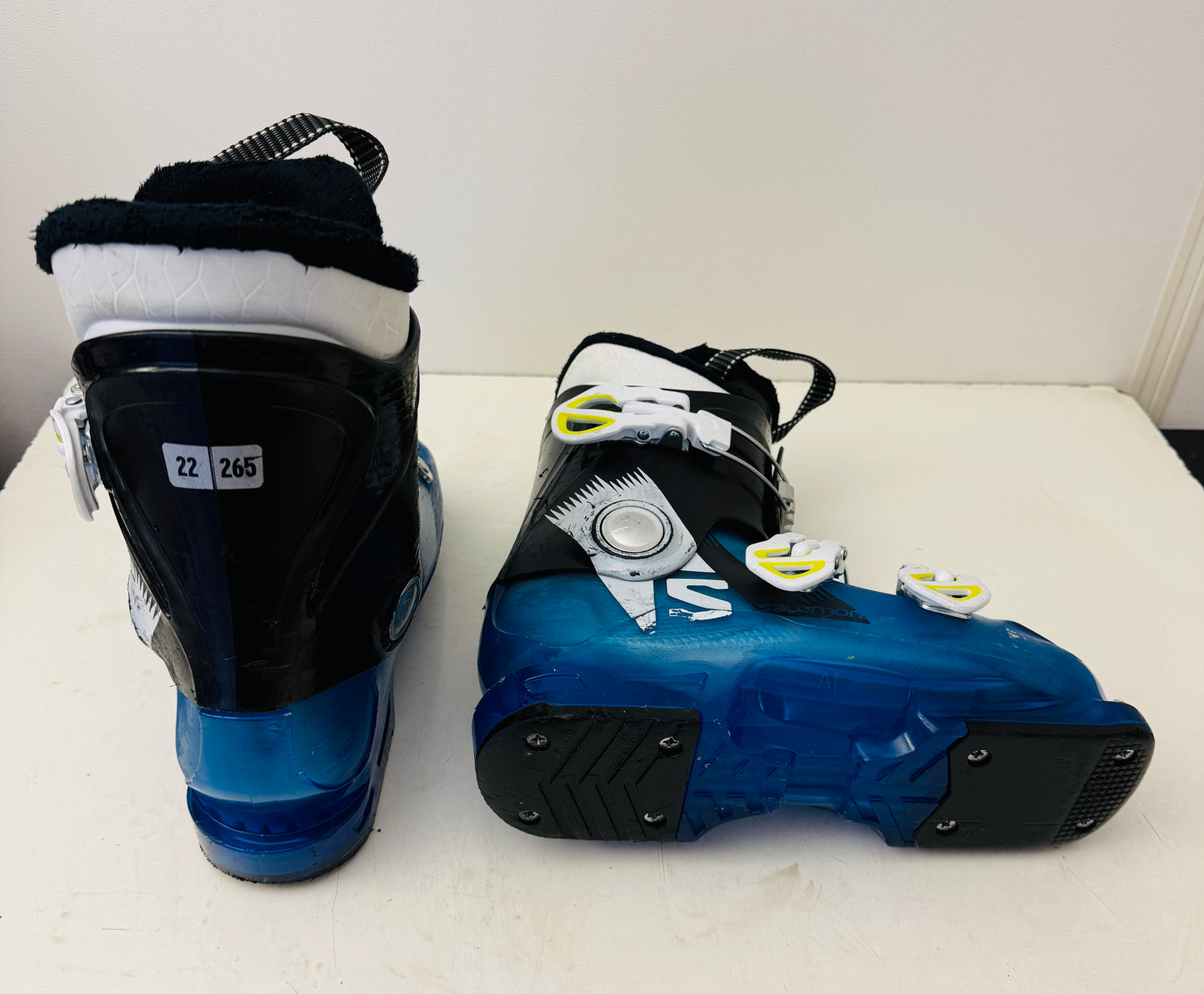 Salomon T2