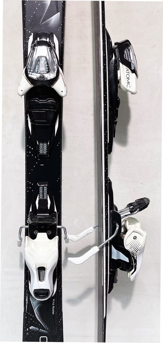 ATOMIC CLOUD 9 142 cm; erwachsene Ski