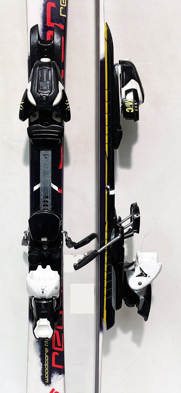 ATOMIC REDSTER SL 145 cm; Slalom-RENNSKI mit Platte