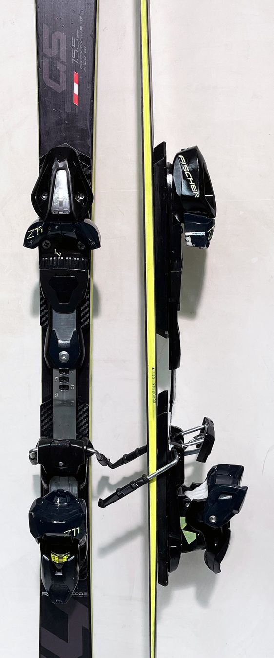 FISCHER RC4 GS FIS 155 cm; erwachsene FIS- RENNSKI mit Pl