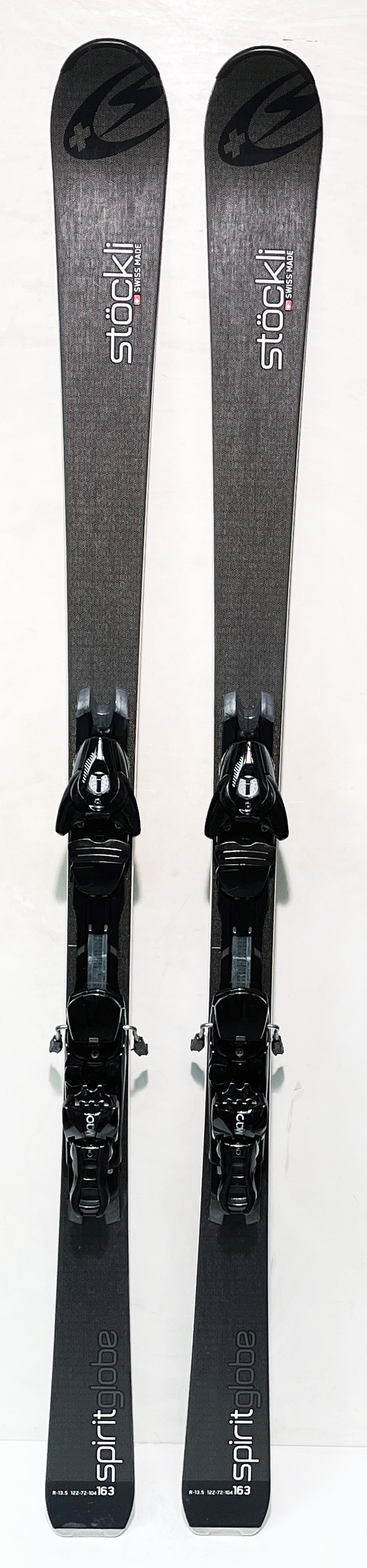 Stöckli SPIRIT GLOBE   163 cm ; eine Saison wenig gebraucht