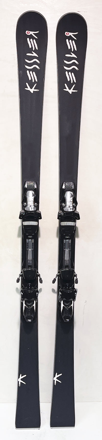 KESSLER 163 cm; SWISS Ski