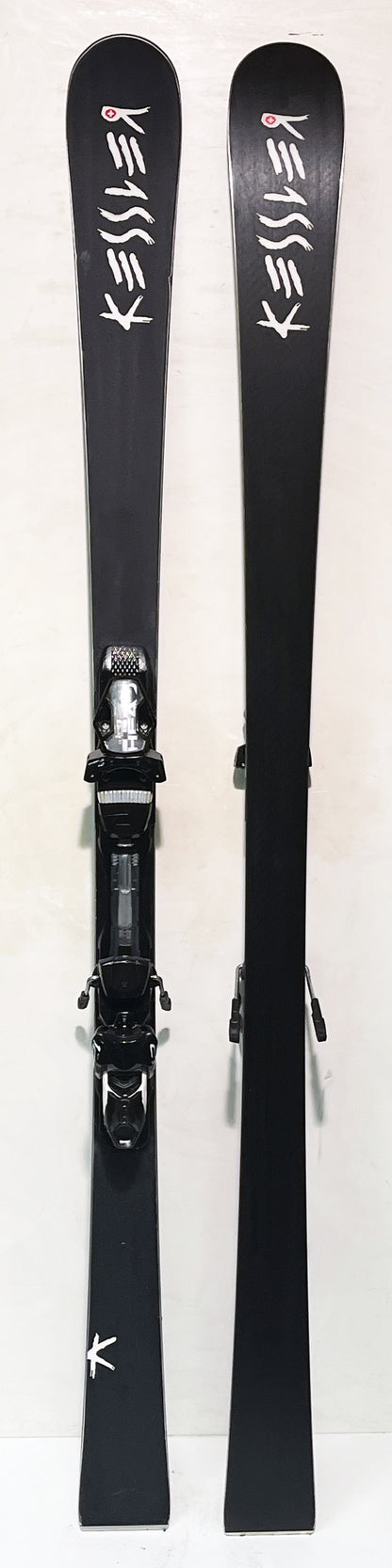 KESSLER 163 cm; SWISS Ski