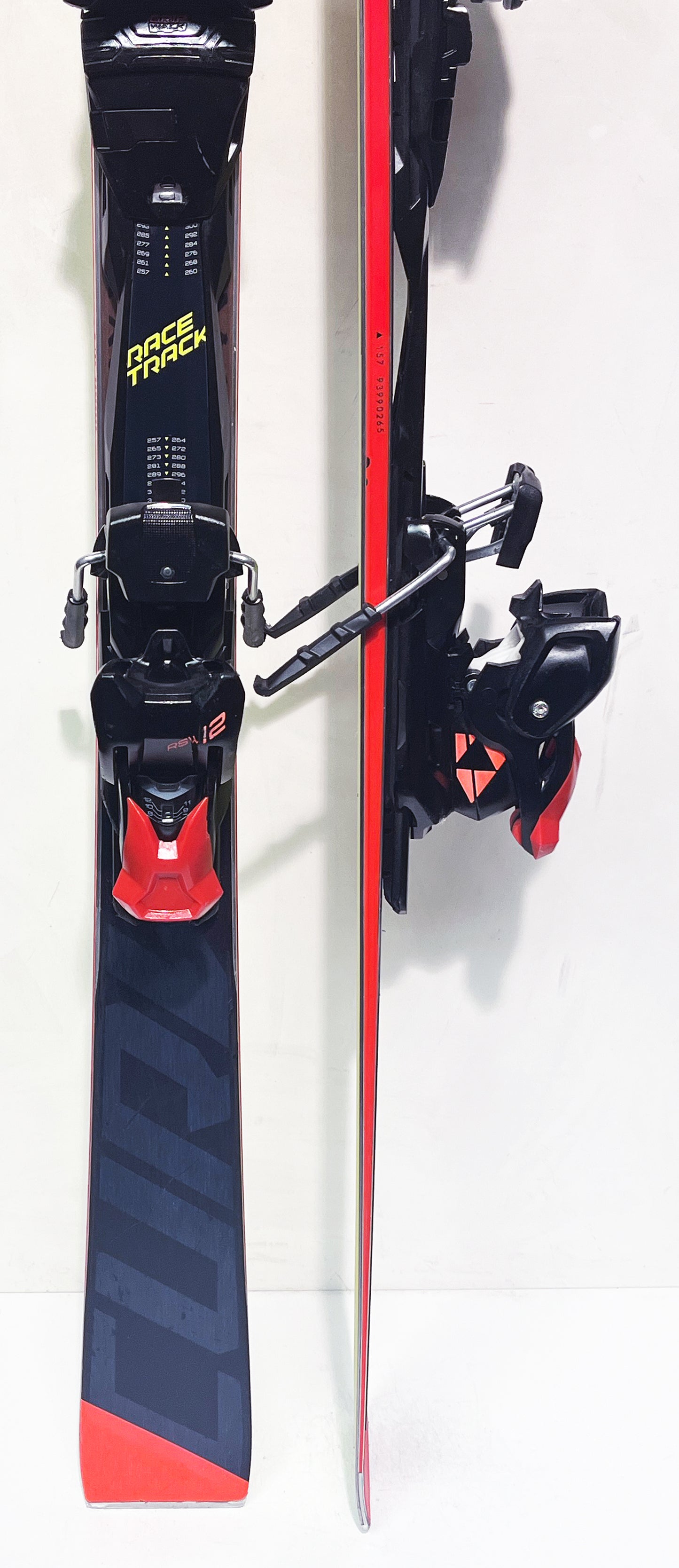 FISCHER RC4 „THE CURV“ 157 cm; SWISS LIMITED