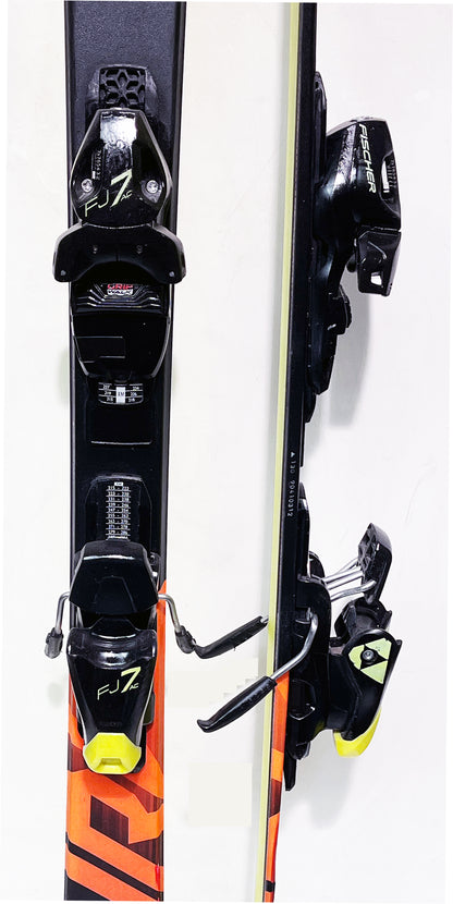 FISCHER „THE CURV“ RC4 130 cm