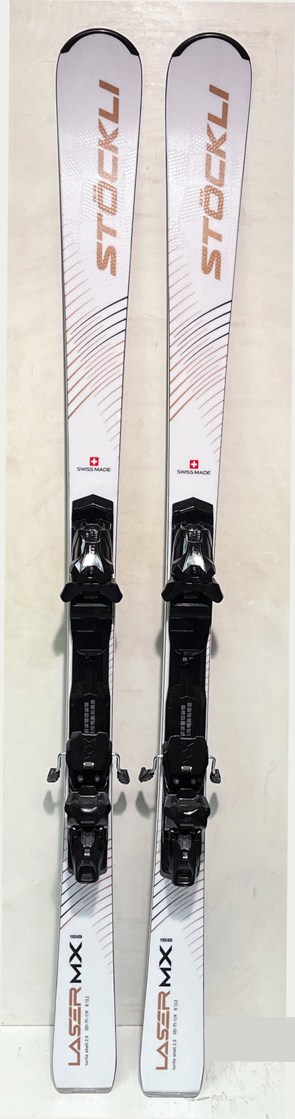 Stöckli LASER MX 158 cm; Model 2025