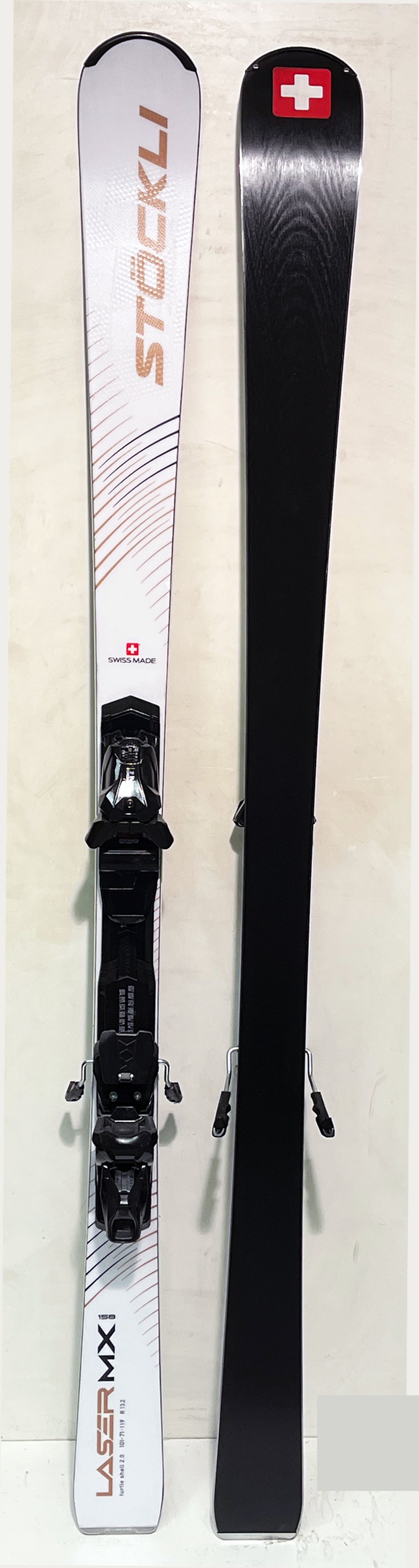 Stöckli LASER MX 158 cm; Model 2025