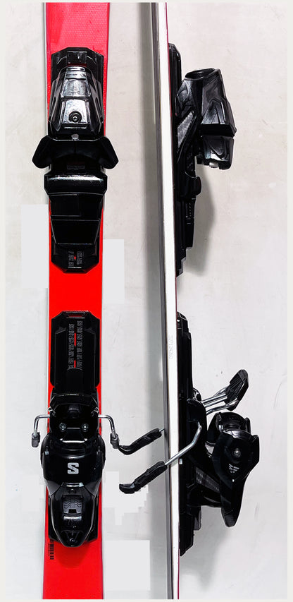Stöckli WRT Team JR  151 cm; eine Saison wenig gebraucht;