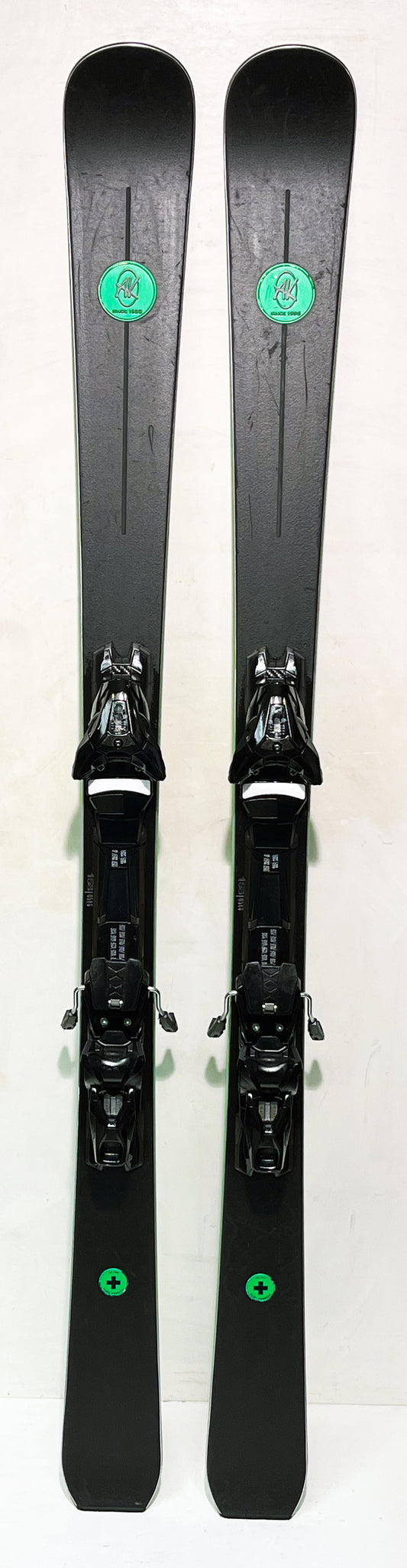 AK 158 cm