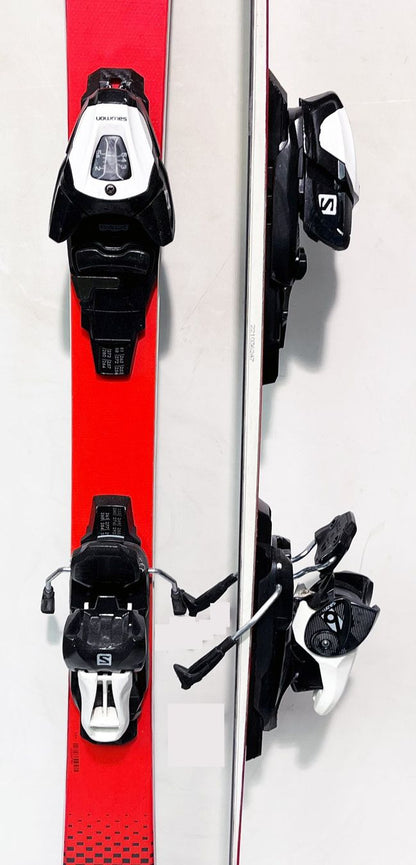 Stöckli WRT Team JR 145 cm; Junior mit Holzkern