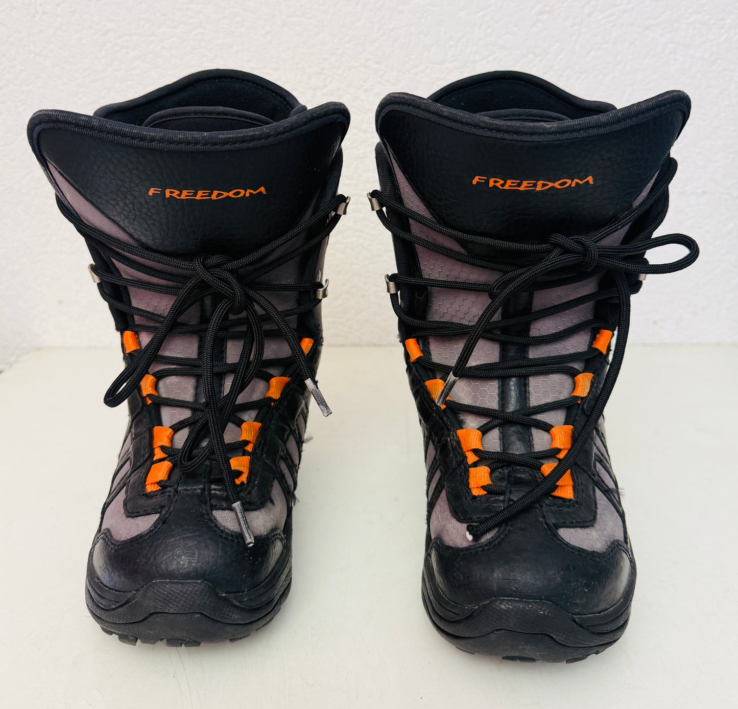 Snowboardschuhe FREEDOM Kinder Gr.31.5  ( 20.5 )