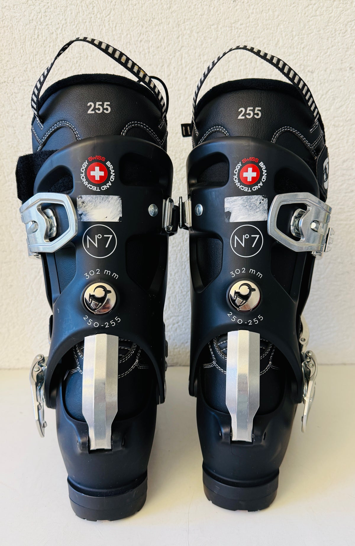 Skischuhe - NEU-  DAHU Gr. 40 (25.5)