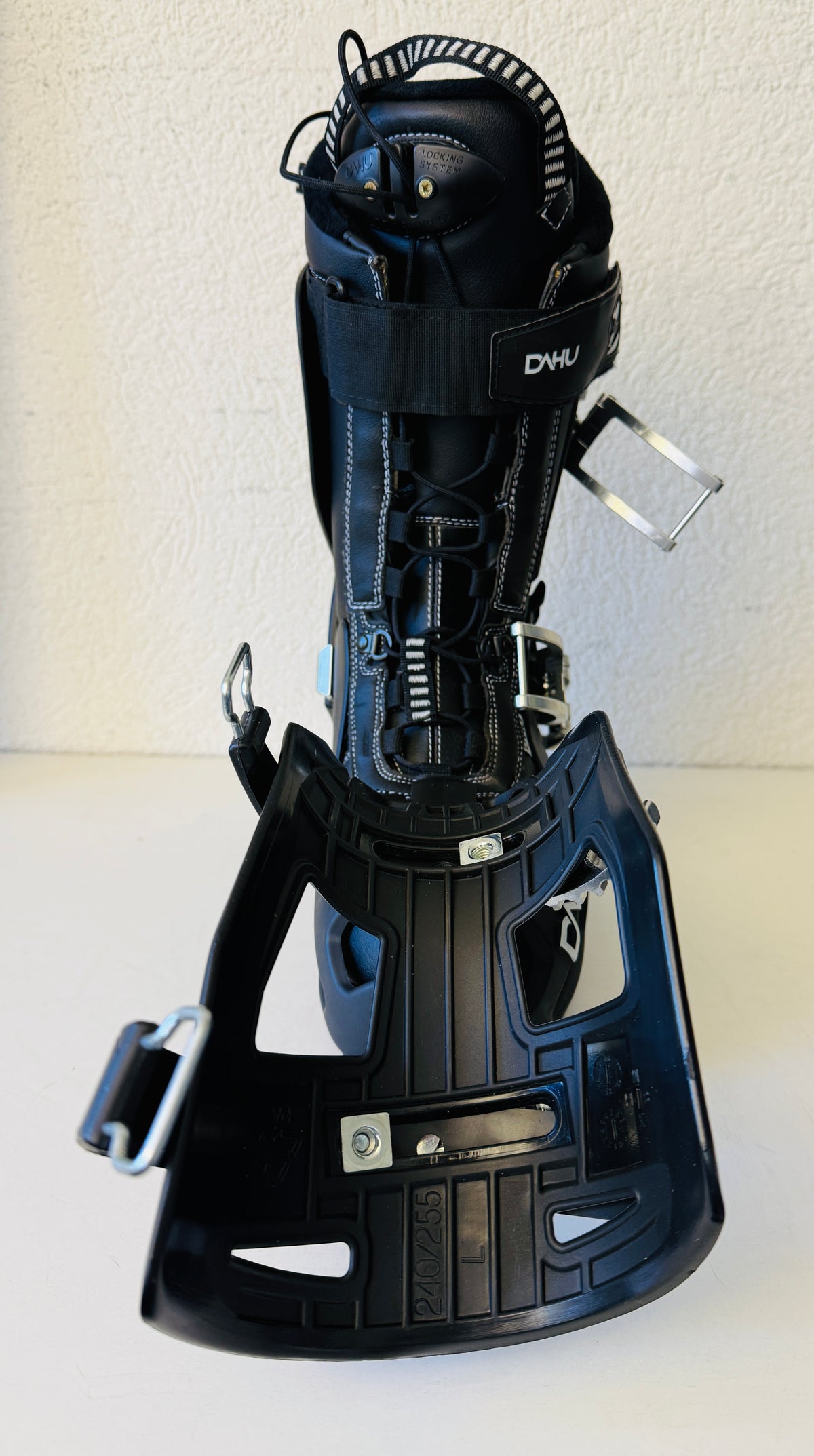 Skischuhe - NEU-  DAHU Gr. 40 (25.5)