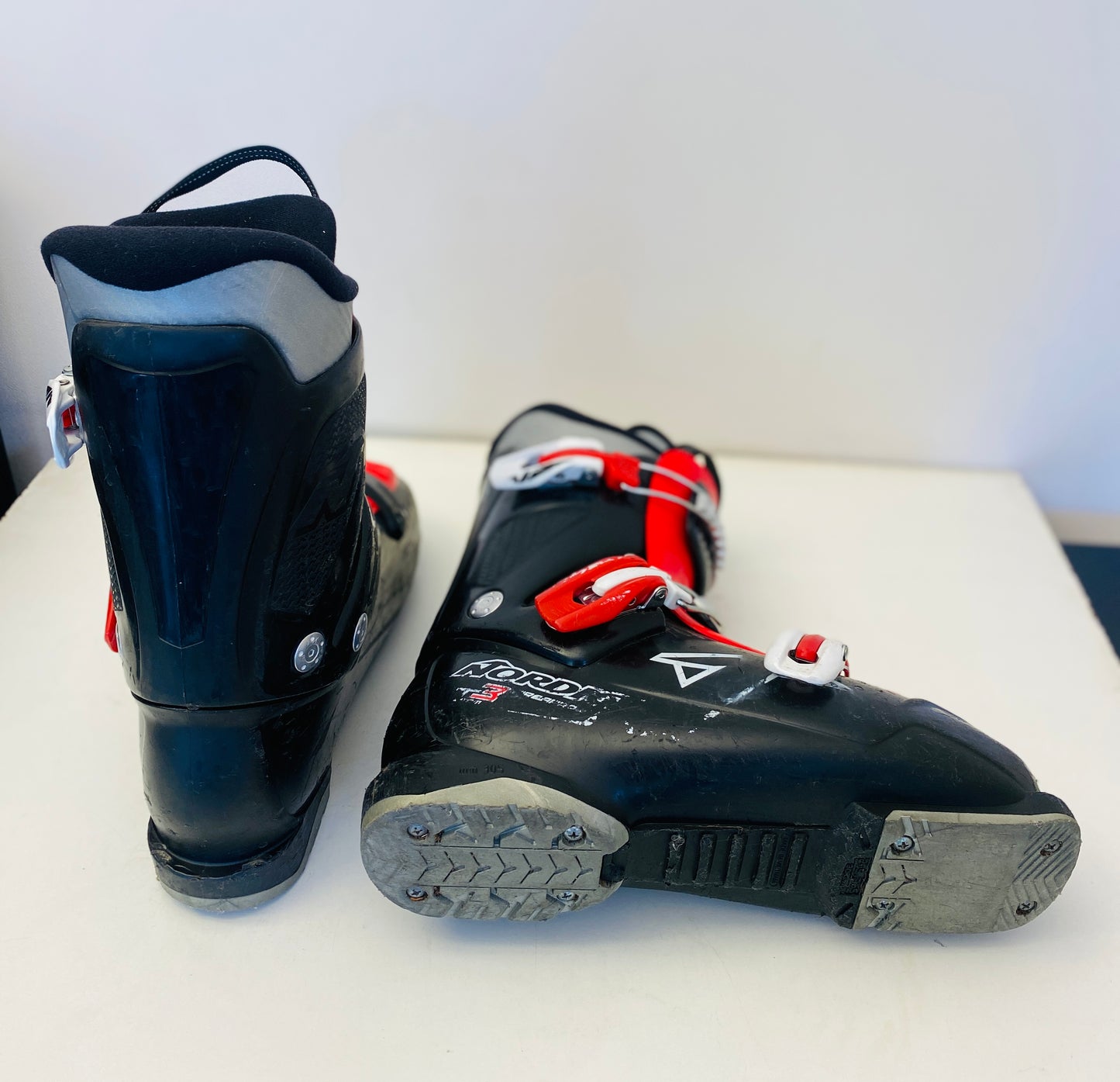Nordica T3