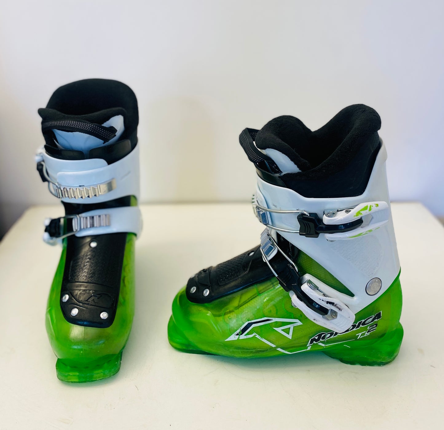 Nordica T2
