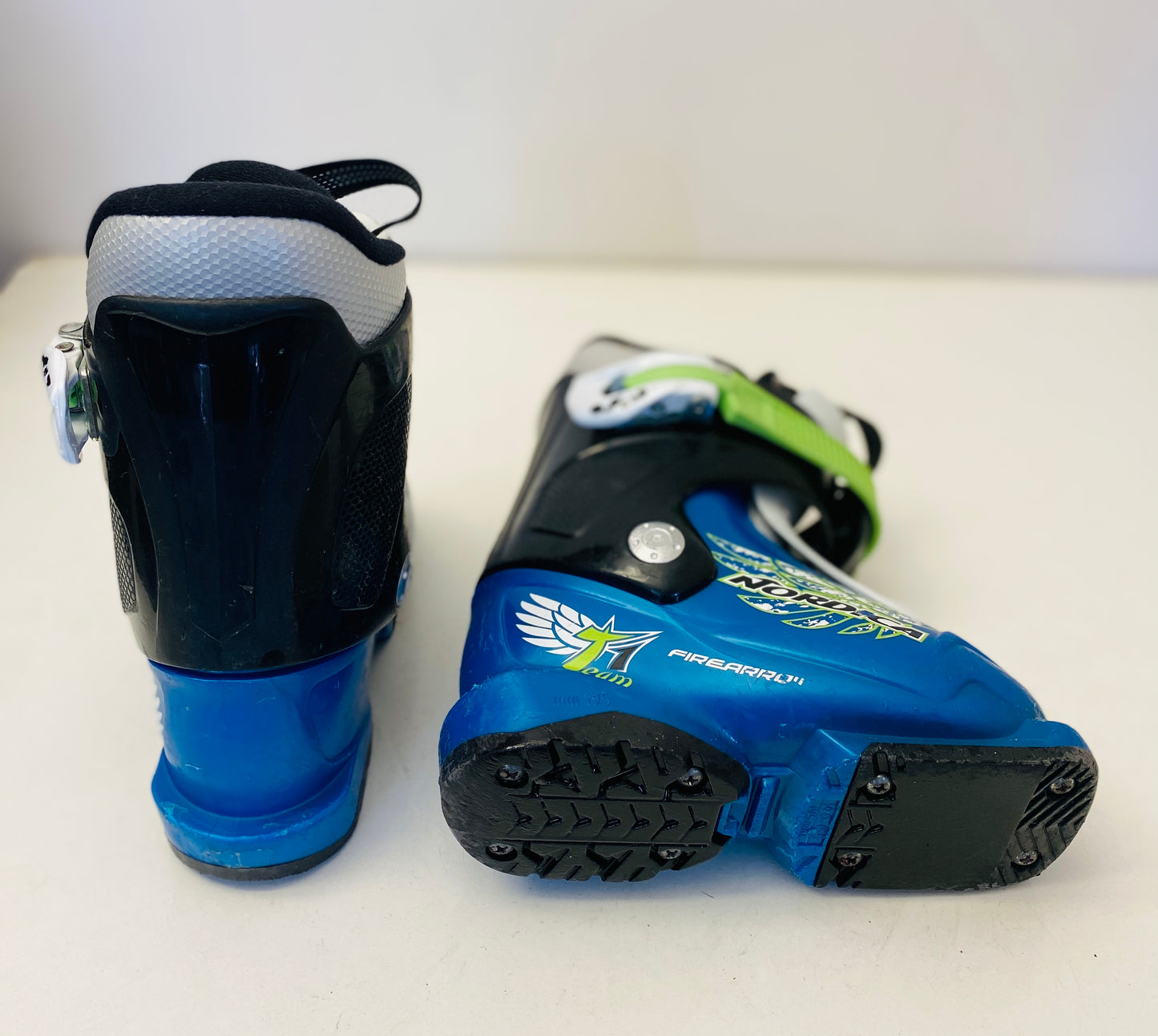 Nordica T1