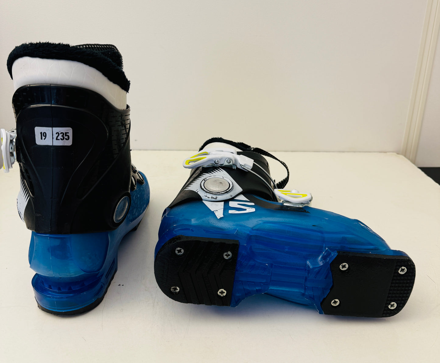 SALOMON T2