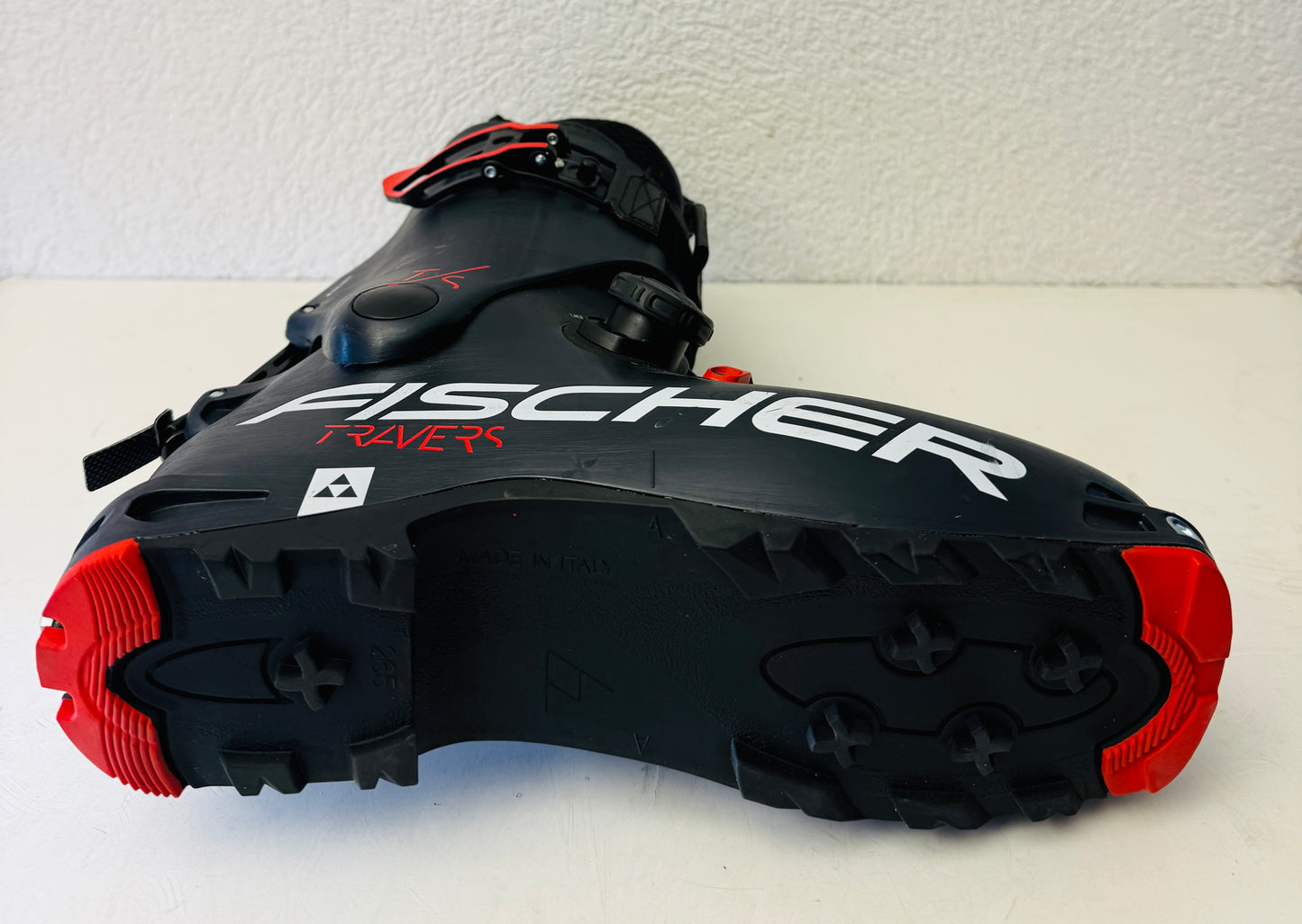 Tourenskischuhe -NEU-FISCHER TRAVERS Gr. 41 +1/3 ( 26.5 Mondo)