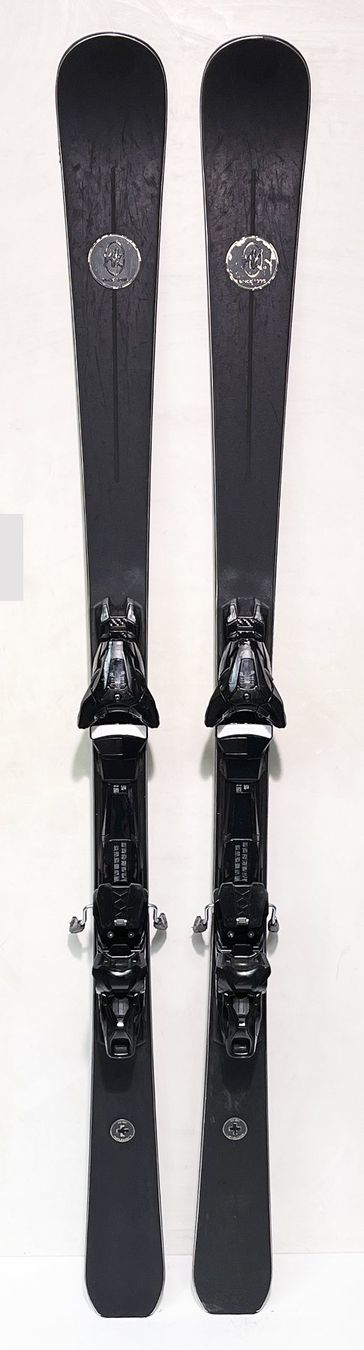 AK     158 cm; SWISS Ski