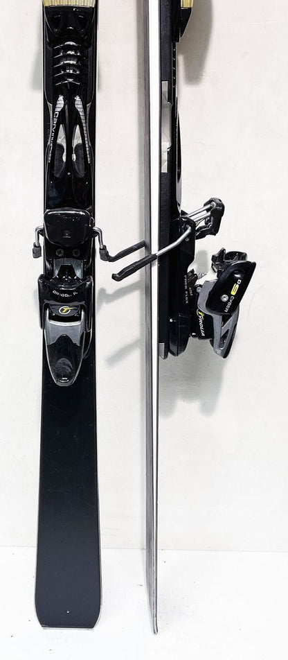AK   165 cm; SWISS SKI