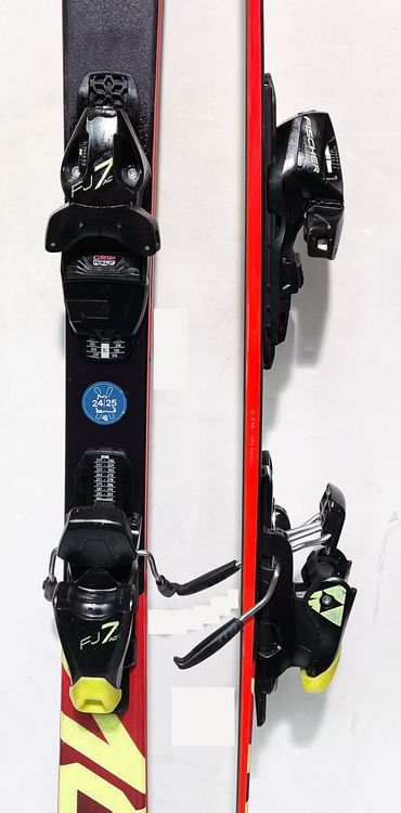 FISCHER RC4 „THE CURV“ 150 cm; leichter Ski