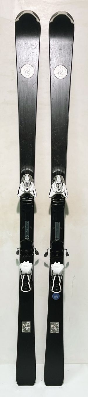 AK 174 cm ; SWISS Ski